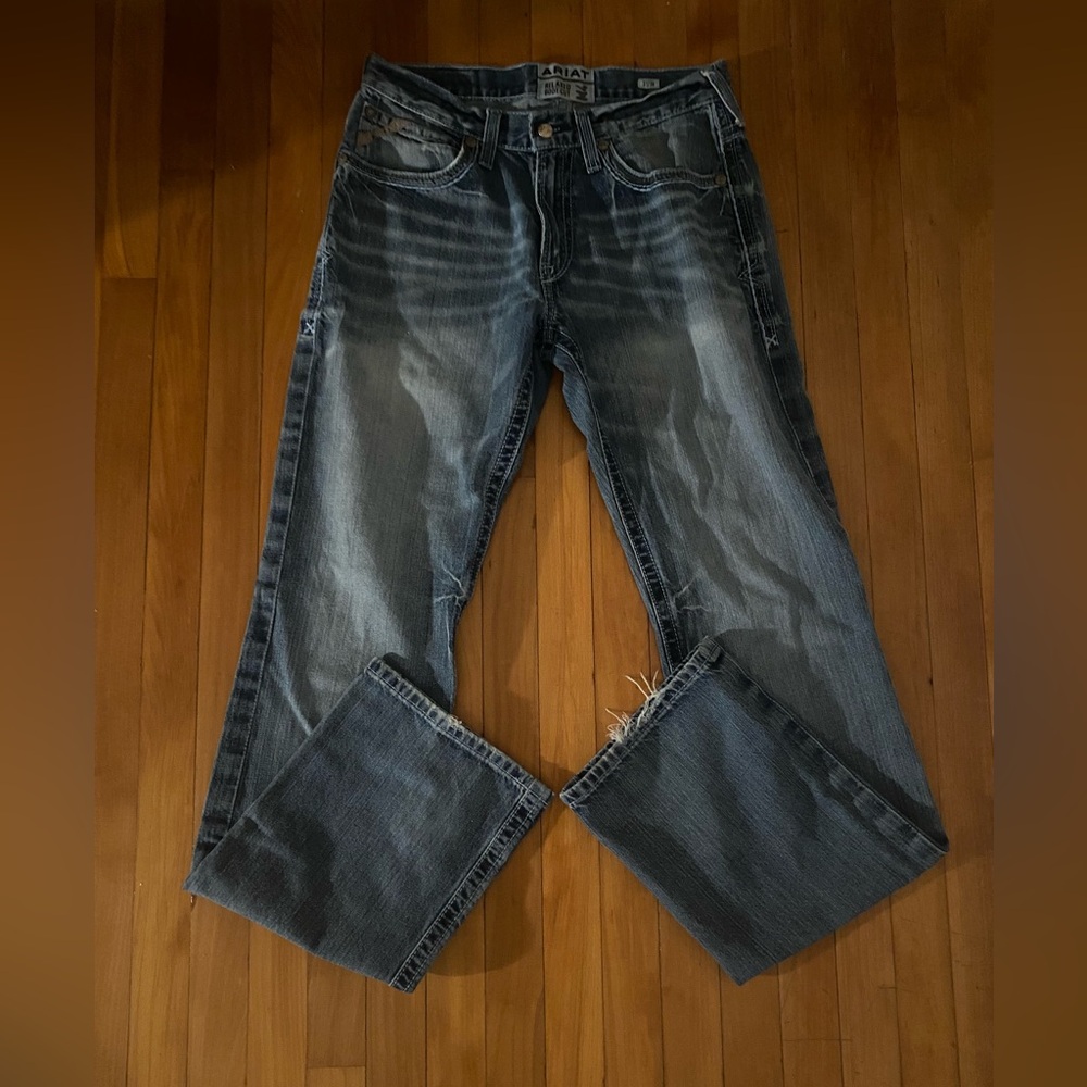 Ariat